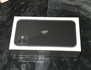 iPhone11外箱
